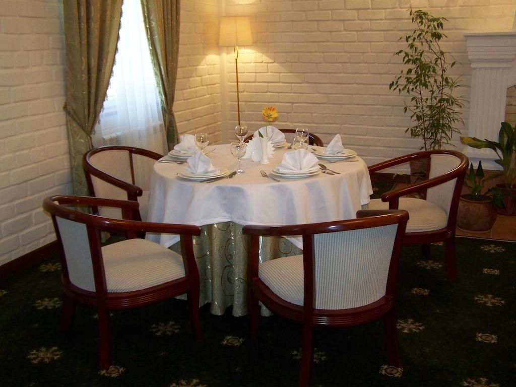 Arien Plaza Hotel Tashkent Esterno foto